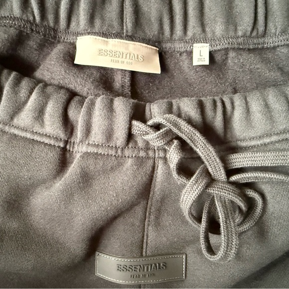 Fear of God Essentials Men's Sweatpants - Picture 3 of 5